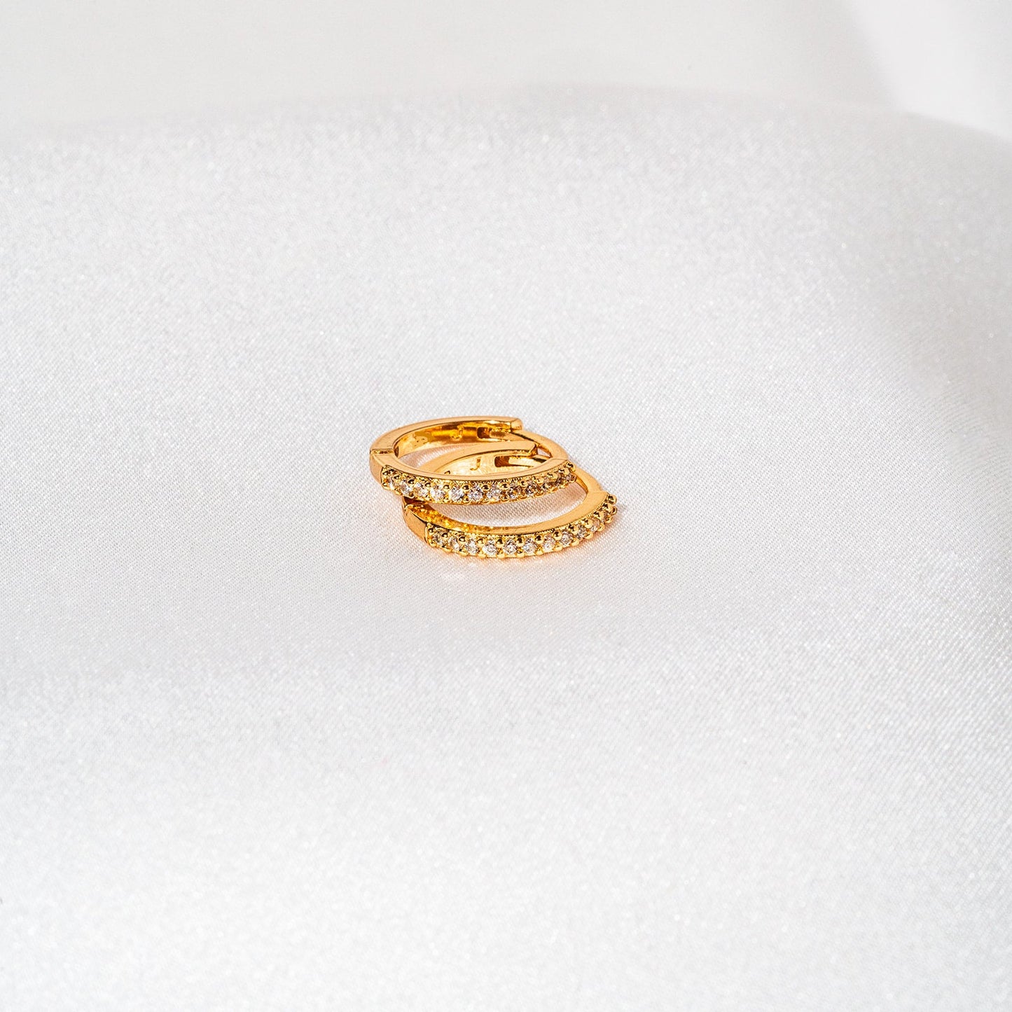 Harma Essential Glow Stack Hoop Earrings