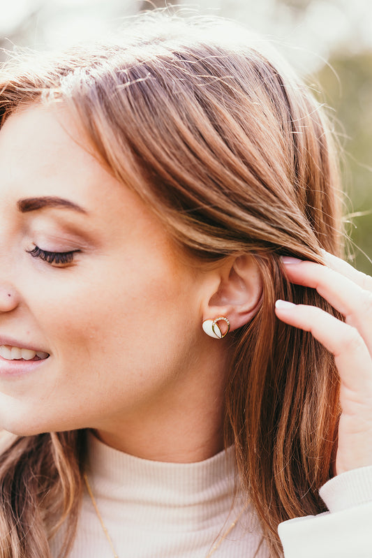 Harma jewelry Radiant Harmony Heart Studs