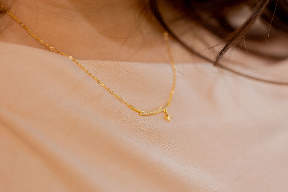 Minimalist Jewelry for Bold Women: 2026 Buyer's Guide
