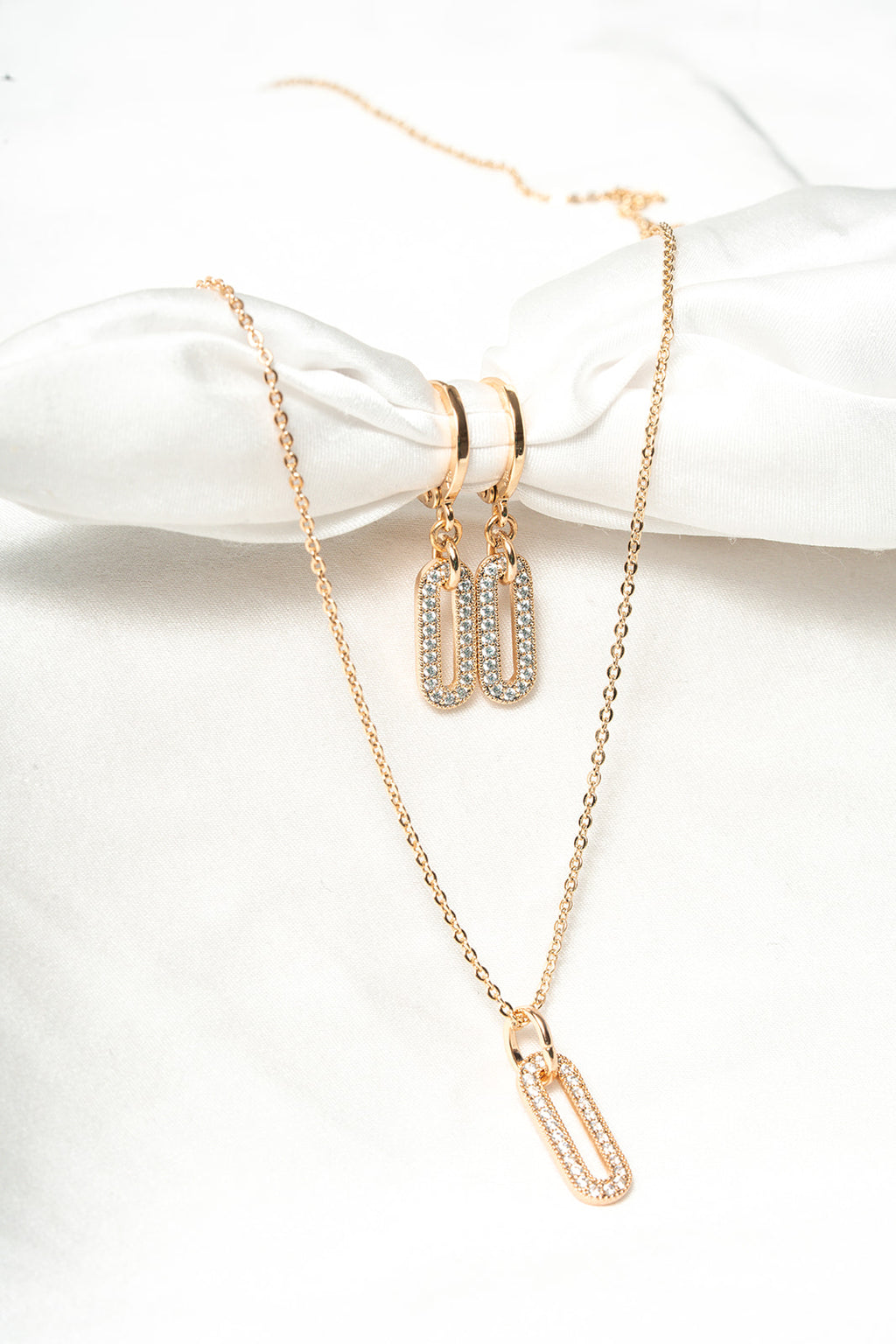Eternal Loop Adjustable Necklace Set