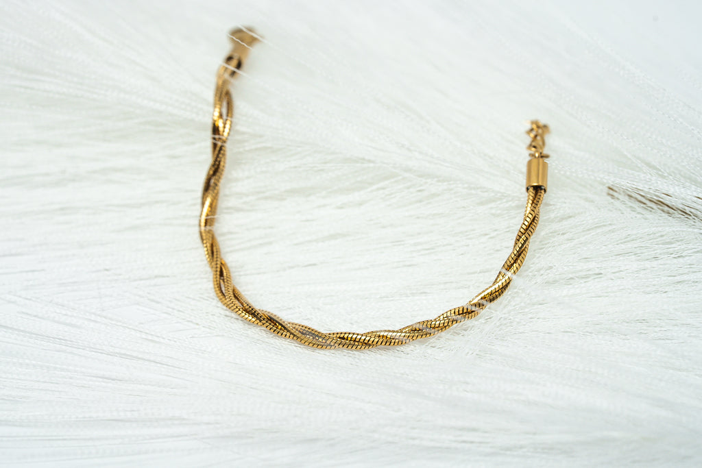 I Am Evolving Twist 24K Bracelet