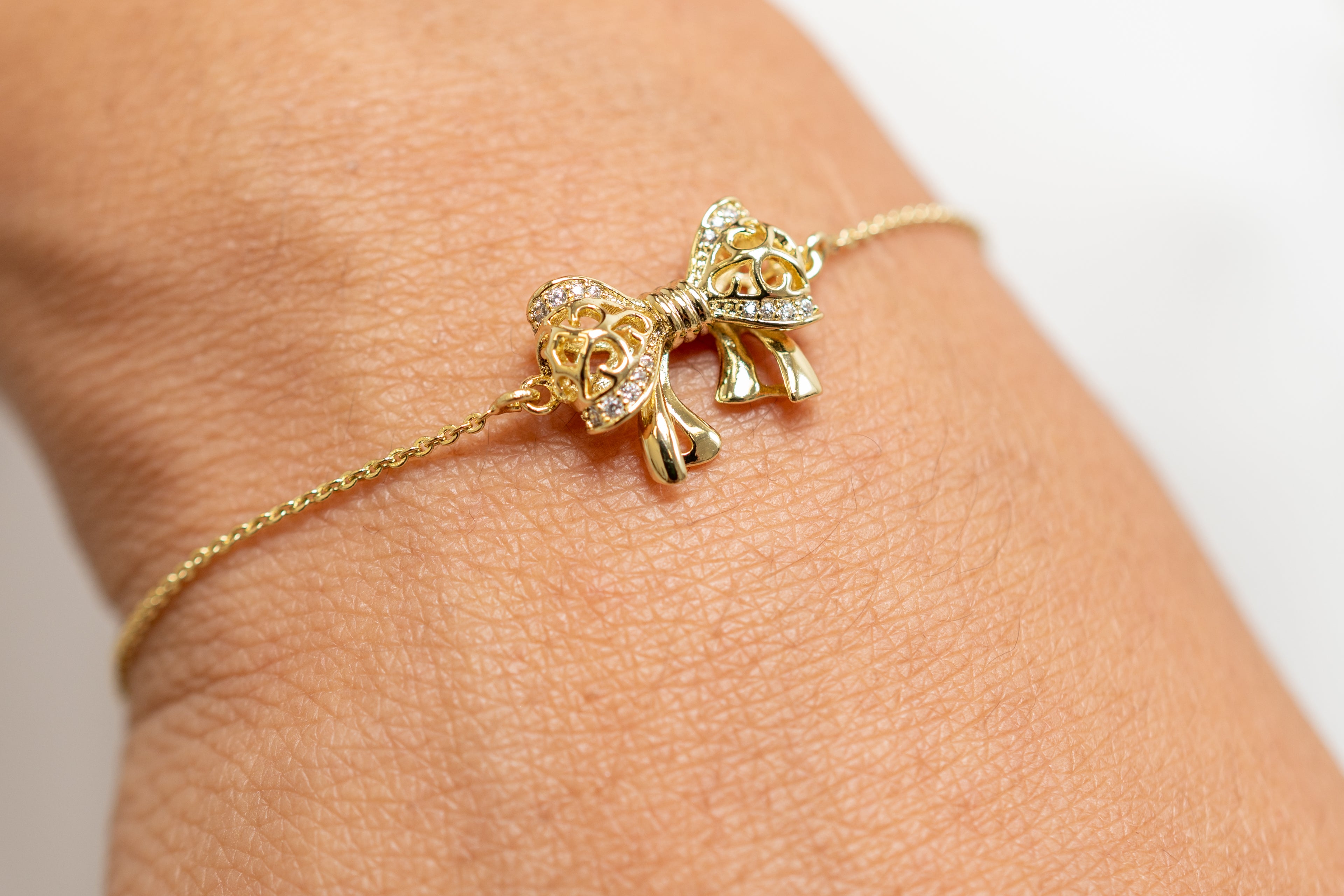 Charming Bow Chain Bracelet - HARMA