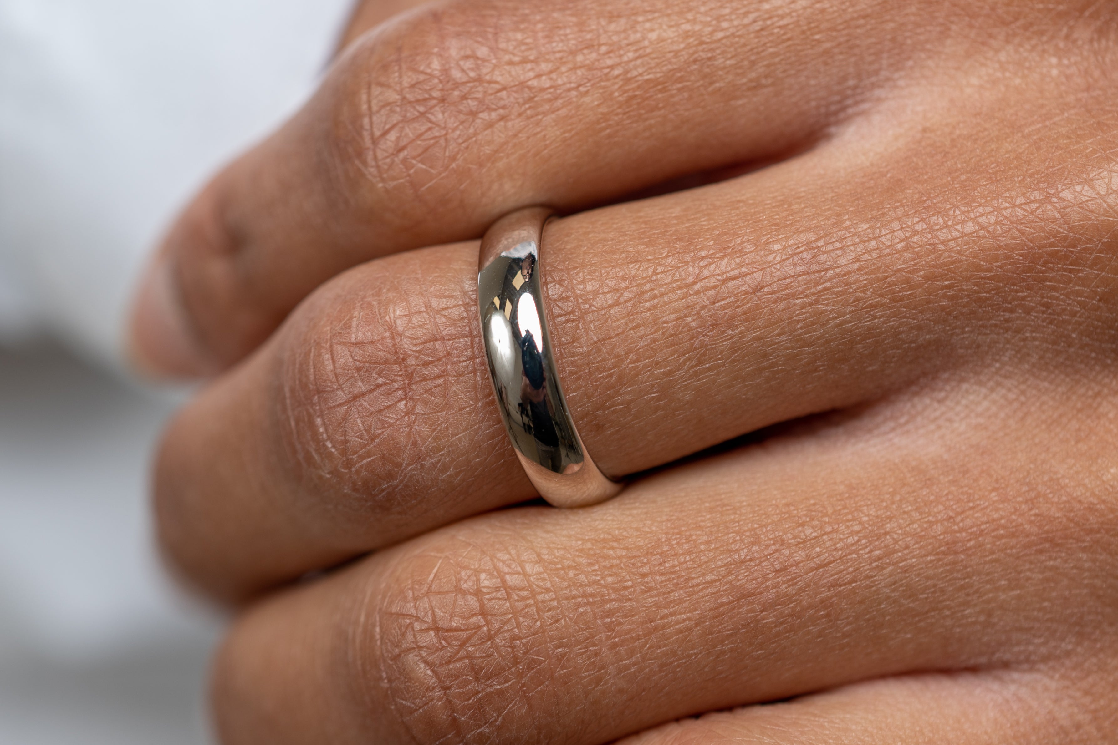 Harma Essentials Minimalist Silver Band Ring