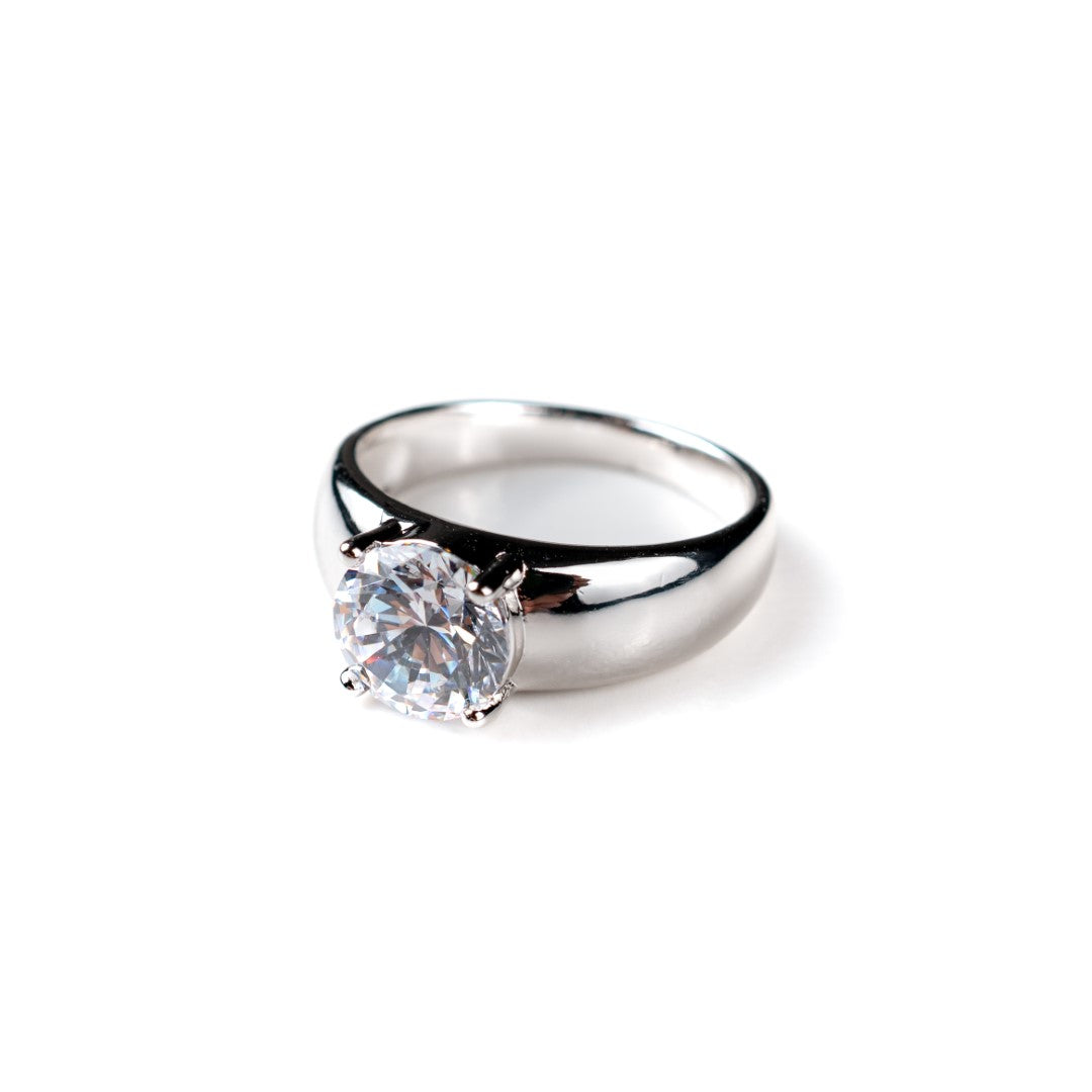 Harma Jewelry Harma Essential Brilliant Cut Zirconia Statement Ring - everyday minimalist 18K gold plated rings for women