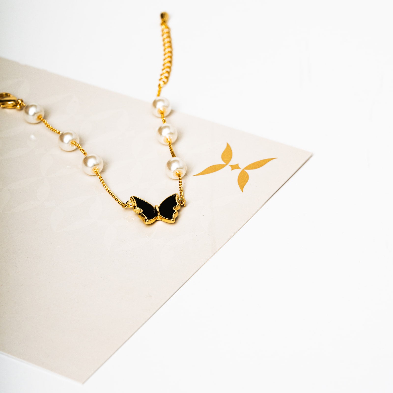 Harma Jewelry Gold plated Enchanted Butterfly Pearl Bracelet