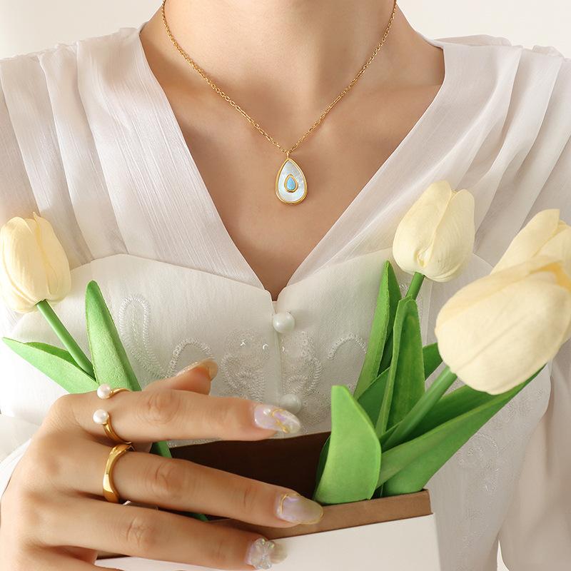 harma jewelry 18k gold plated Pure Seashell tear drop Droplet Necklace
