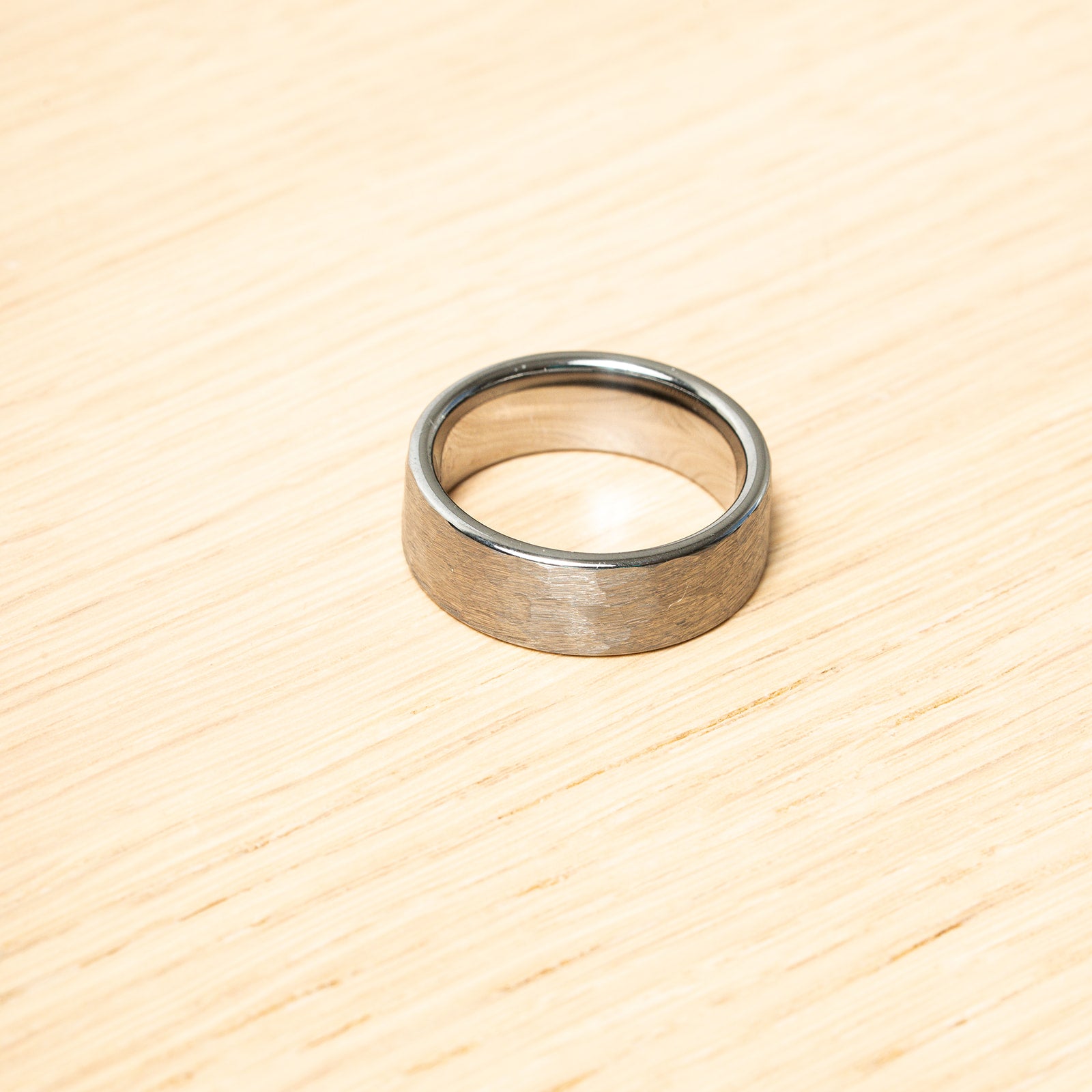 Tungsten Ring-Men Hammered - HARMA
