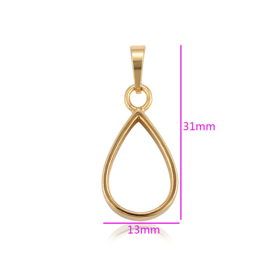 Harma minimal 18k gold plated droplet teardrop necklace 18k gold plated hypoallergenic and waterproof. Harma jewelry Gold Plated 18K Minimalist Teardrop Necklace