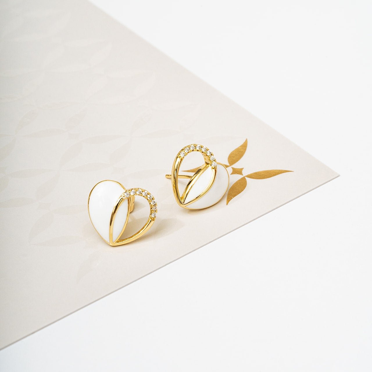 Harma jewelry Radiant Harmony Heart Studs