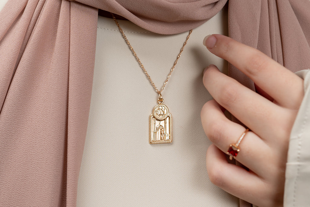Harma Jewelry Holy Mosque gold tone Allah Necklace. Harma jewelry divine Holy Mosque Allah Necklace Gold Plated 18k.