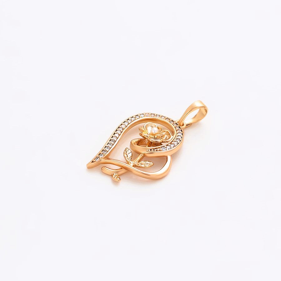 Harma Jewelry 18k gold plated Enchanted Heart and Rose Necklace