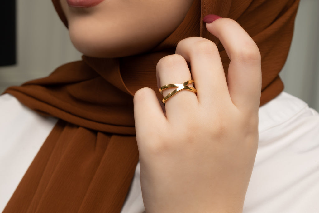 Harma jewelry divine collection 24k gold plated Enchanted Supernova Criss Cross Ring