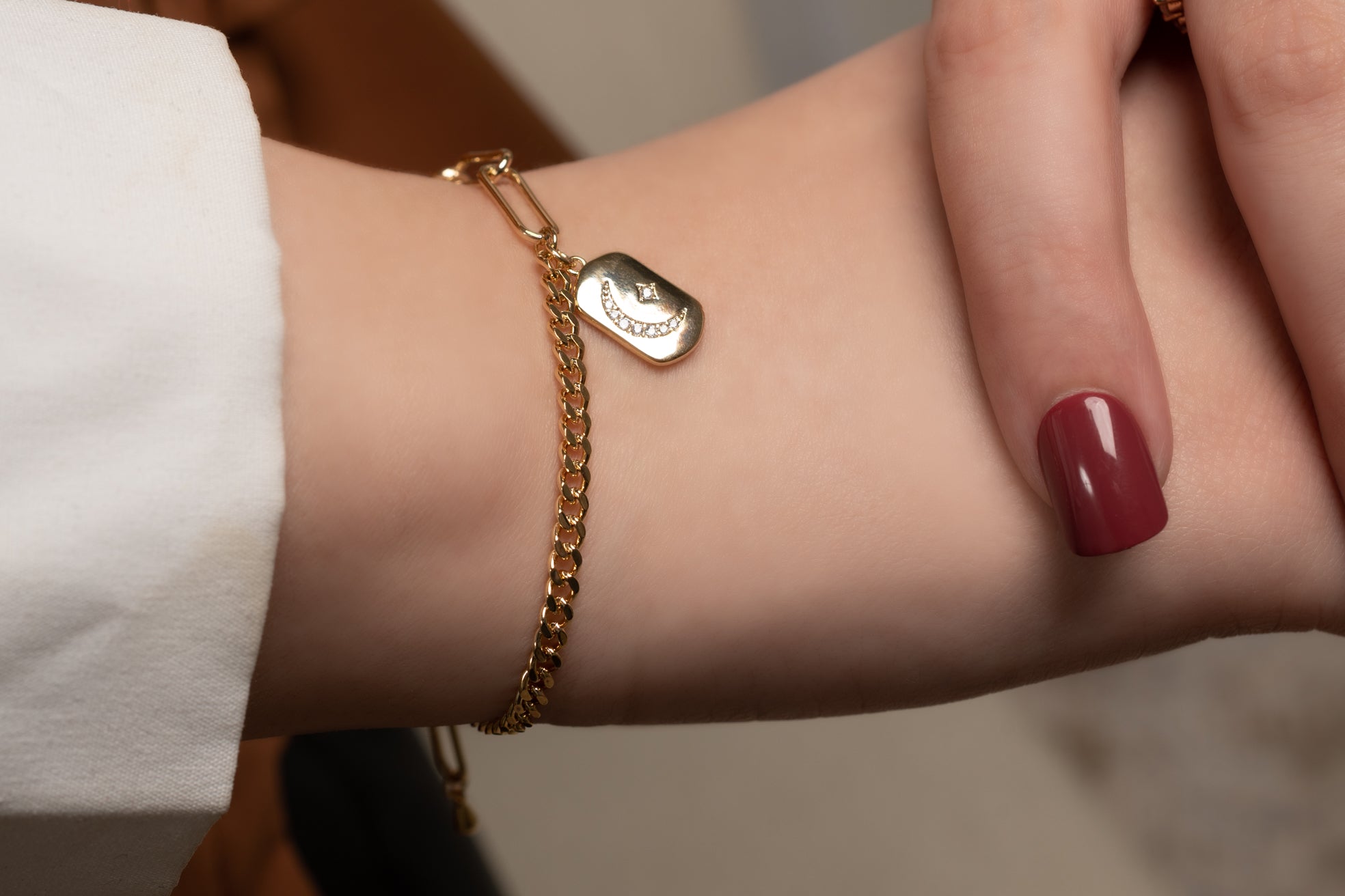 Harma jewelry 14k gold plated divine collection Moon and Star Link Bracelet